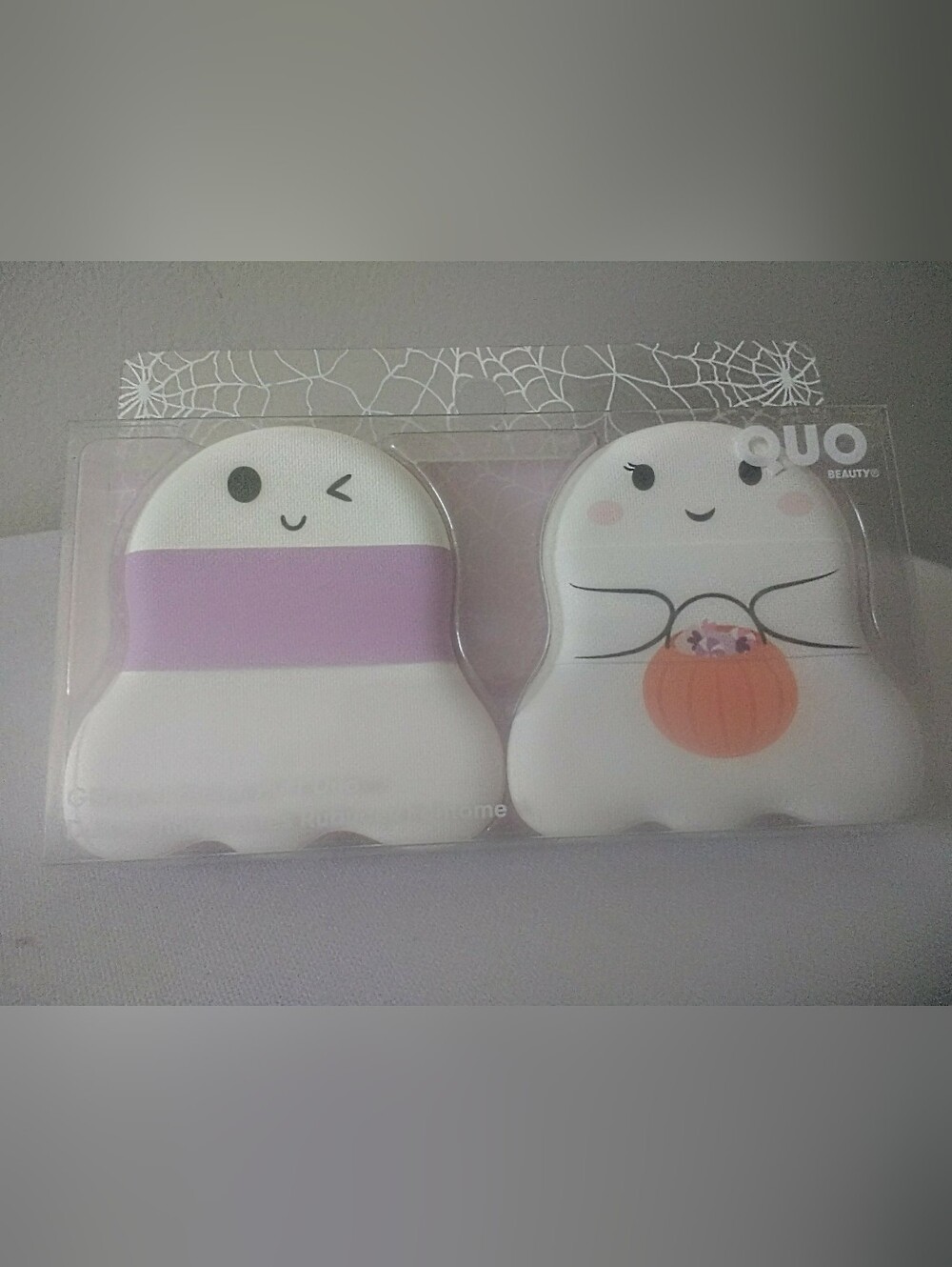 Quo Ghost Rubycell Puff Duo
